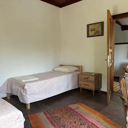Hueseyin Meral Sevimli Koey Evi